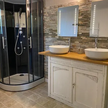 Le Bellevue בית נופש Dolmayrac